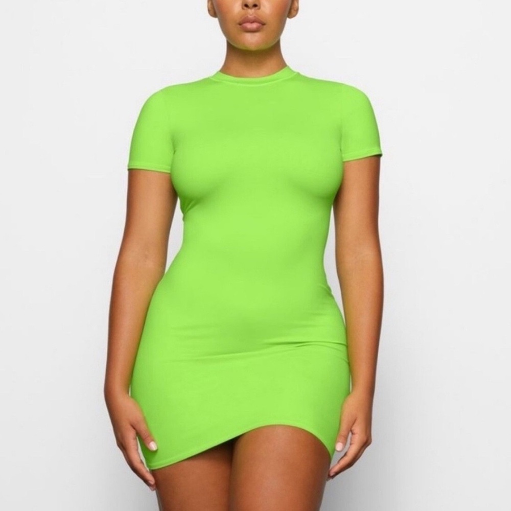 SKIMS Signature Swim Tee Shirt Dress in Neon Size M